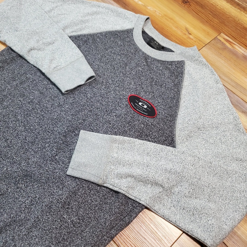 Oakley Mens Sz M Grey Heather Raglan Crewneck Sweatshirt Two-Tone Lightweight
